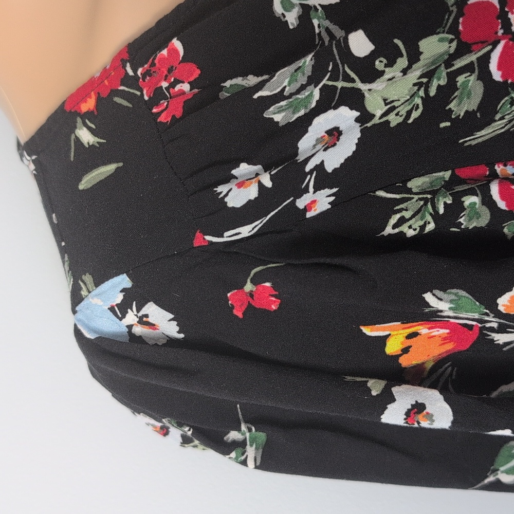 Banana Republic Floral Smocked Midi Dress Black Puff Sleeve V-Neck Size 8 - Picture 7 of 16